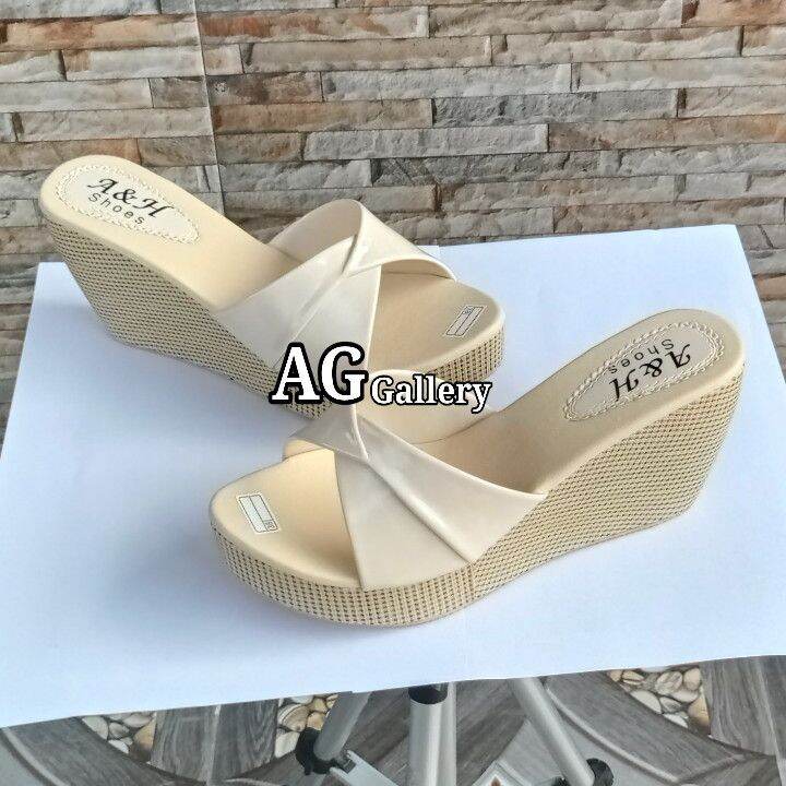 Wedges deals cantik terbaru