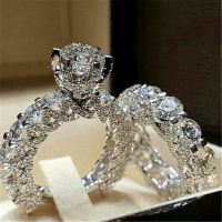 2Pcs/Set New Beautiful Fashion European And American Round Crystal six-claw Inlaid Wedding Ring Set Engagement Jewelry Ring Set