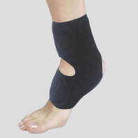 อุปกรณ์พยุงข้อเท้า Flamingo แบบปรับกระชับได้ (ผลิตจากผ้านีโอพรีน)   Flamingo Ankle Wrap (Neoprene) - Universal