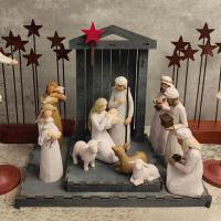10pcs Nativity Statue Set Hand Painted Manger Christmas Jesus Ornament Christianity Figurines Classic Home Christmas Decoration