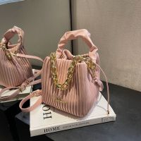 dgn pleated bag 23 new womens bag summer popular texture nger bag -mat por et bag -Bao23724✟▪