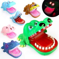 【CC】 Hand-biting Scary Trick Decompression Alligator Game Childrens Bite Children