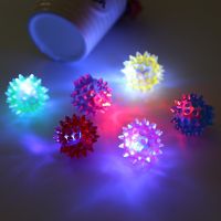 ลูกบอลเรืองแสงกลิ้งลูกบอลแมว LED สีสันสดใส,ของเล่นสัตว์เลี้ยงพร้อมส่ง