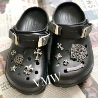 【Ready】? crocs shoes acceses shoe flower shoe le decoratn high-end retro sweet and cool acceses heart c