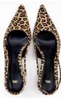 2023 European and American Summer New Pointed Toe Baotou Leopard Print Cat Heel Hollow Womens Sandals