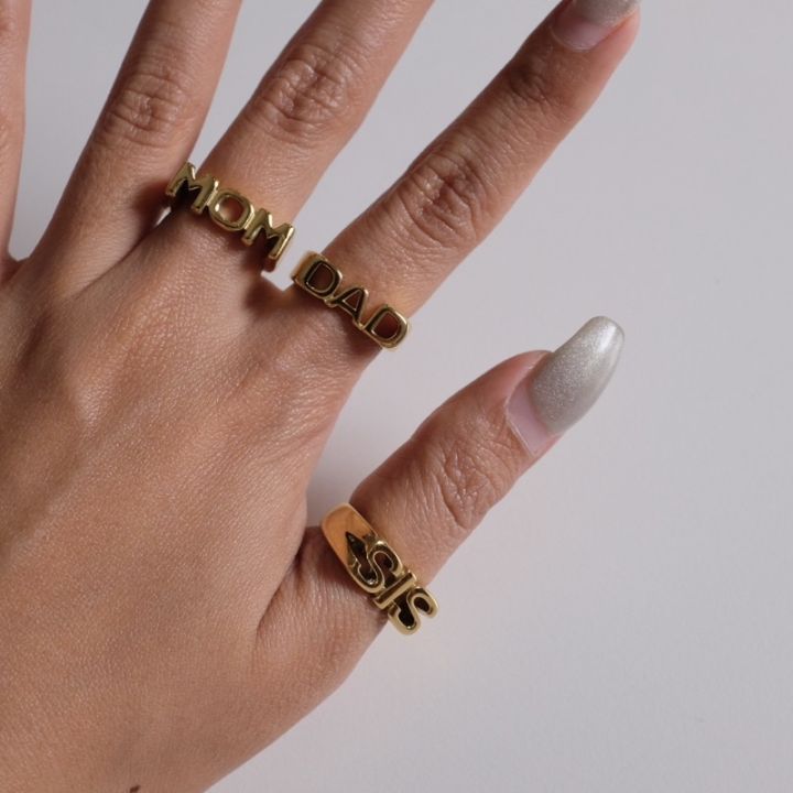 chic-appeal-family-rings-collection