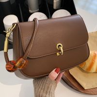 French small small bag female 2021 new tide senior feeling fashion saddle bag fashion one shoulder alar inclined shoulder bag