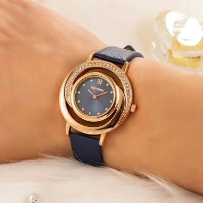 【July】 The new foreign trade internet celebrity with the same hot style quartz belt fresh watch fashion simple rhinestone ladies