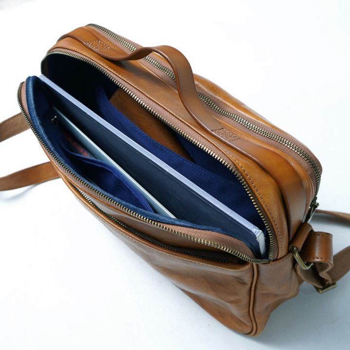 กระเป๋าสะพายข้างหนังแท้-รุ่น-darwin-b-lbr-1139-messenger-bag-รุ่นใหม่ล่าสุด-ราคาพิเศษเพียง-4-290-บาท-เท่านั้น