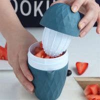 Portable Citrus Juicer Machine Kitchen Manual Orange Juicer Mini Blender Lemon Squeezer Plastic Fruit Tool Kitchen Accessories