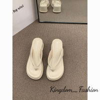 Kingdom_Fashion ร้องเท้าผูหญิง รองเท้าแตะลิ่ม รองเท้าแตะเสริมส้นผู้หญิง รองเท้ารัดส้น สะดวกสบาย อ่อนนุ่ม ความหนาพื้นรองเท้า 2023 ใหม่ B26G0CK 42Z231018