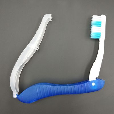 ：“{—— New Hygiene Oral Portable Disposable Foldable Travel Camping Toothbrush Hiking Tooth Brush Tooth Cleaning Tools 2022 Wholesale