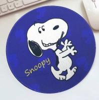 SNOOPY แผ่นรองเมาส์   แผ่นรองเม้าส์    ลายการ์ตูน SNOOPY  BLUE   สนูปปี้ น้ำเงิน    ขนาด 23 cm    สวยงาม  น่าใช้งาน  มีบริการเก็บเงินปลายทาง  BY NPNN