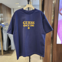 แบรนด์ MODE Korea GUESS เสื้อยืดแขนสั้นสำหรับทุกเพศ,เสื้อยืดกีฬาพิมพ์ลายคอกลมสีขาวระบายอากาศได้ดีสำหรับฤดูร้อน