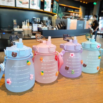 [Like Activities]1PC 1300ML Outdoor Large Straightwater Bottle With Shoulder StrapCute Sticker Sippy Cup