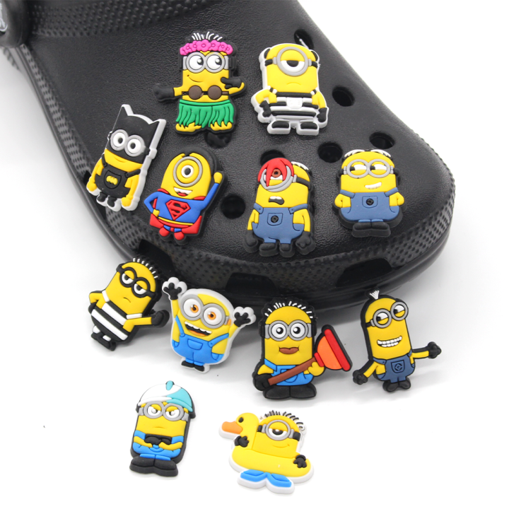 Minions 1ชิ้นน่ารัก Crocs Jibbitz ตัวติดรองเท้ามีรู ตัวการ์ตูน