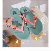 [ส่งเร็วพิเศษ!] Flip-flops ผู้หญิงฤดูร้อนนอกสวมลื่นสุทธิสีแดงสาวน่ารักหมีนักเรียนครัวเรือนคลิปฟุตสุภาพสตรีรองเท้าแตะและรองเท้าแตะ