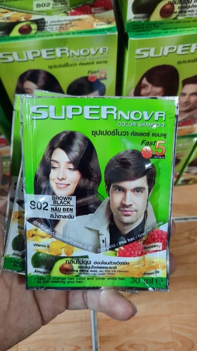Thuốc nhuộm tóc Super Nova là sự lựa chọn hàng đầu cho những ai yêu thích đổi mới, sáng tạo cho mái tóc của mình. Sản phẩm không chỉ tôn lên vẻ đẹp của bạn mà còn giúp tóc luôn mềm mại, dễ chải. Cùng đến với hình ảnh của thuốc nhuộm tóc Super Nova và \