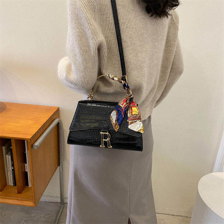 new-trendy-small-bags-womens-2023-new-fashion-portable-small-square-bag-simple-casual-shoulder-bag-women