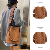 Commuting large-capacity tote bag women 2023 new crossbody brown matte soft leather bucket bag high-end sense 【BYUE】