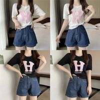 ?  เสื้อไหมพรม แขนสั้น คอกลม ดีเทลลายตัวอักษร H สินค้าพร้อมส่ง ( 5A90 )