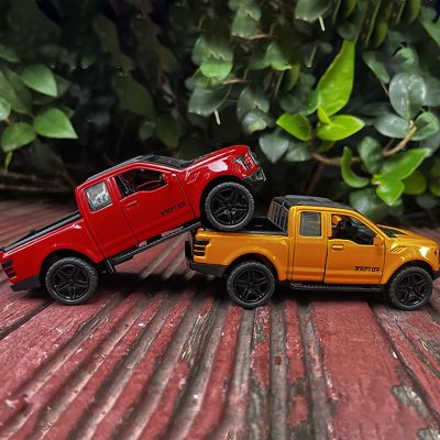 Scale 1/36 Off-Road Vehicle Pickup Metal Diecast Alloy Toy Car Model pull back Trucks For Boys Children Kids Hobbies Collection