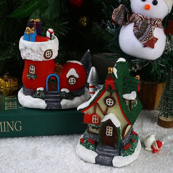 รองเท้าบ้านคริสต์มาสมีไฟตุ๊กตาน่ารักน่าสนใจหุ่นเรซิ่นคริสต์มาสของขวัญให้เพื่อนครอบครัวเพื่อนบ้าน
