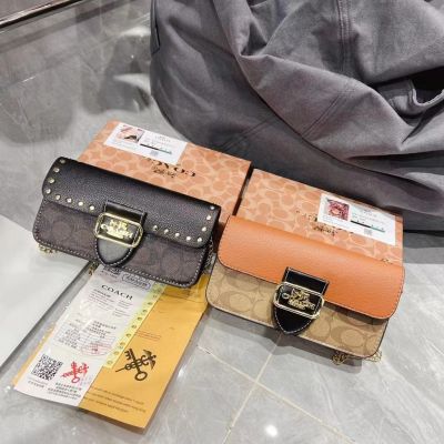 (คุณภาพพรีเมี่ยม) แฟชั่นผู้หญิง2022ใหม่โค้ช U Nisex ผู้ชายและผู้หญิงสบายๆกลางแจ้งข้ามร่างกายกระเป๋าสะพายกระเป๋ากล้องเดิมกระเป๋าถือสลิงกระเป๋ากระเป๋าคลาสสิกวินเทจ Baguette กระเป๋าเครื่องสำอางซิปจับกระเป๋าเหมาะสำหรับการช้อปปิ้งท่องเที่ยวจัดเลี้ยง
