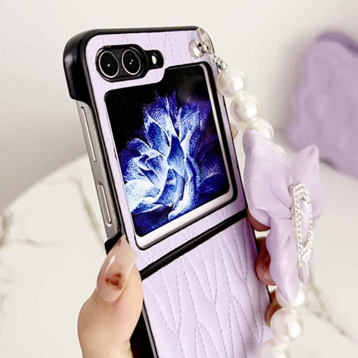 sheep-pattern-folding-screen-phone-case-with-butterfly-pearl-5-flip-for-z-wristband-suitable-u8i7