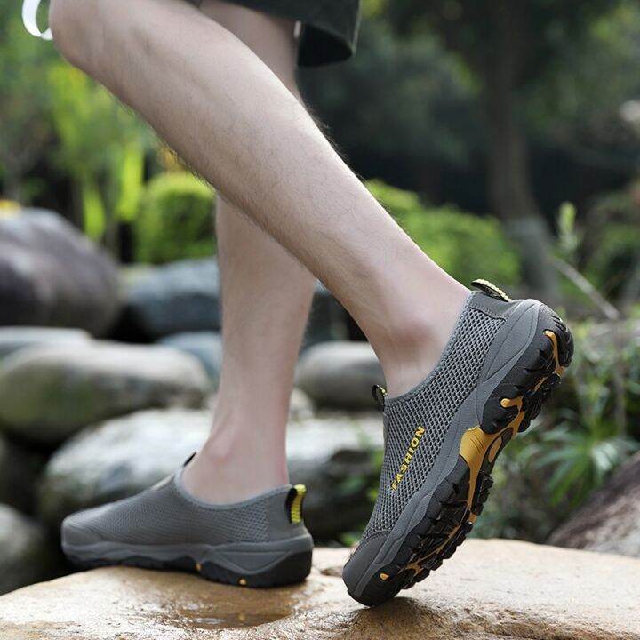 summer-mesh-shoes-men-sneakers-lightweight-breathable-walking-footwear-2023-new-slip-on-comfortable-casual-mens-water-shoes