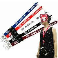 off white lanyard ปิดสายคล้องสีขาวสำหรับสายคล้องโทรศัพท์มือถือ พวงกุญแจ กุญแจ mp3 ที่ใส่กล้อง รหัสฉลาก สายคล้องแฟชั่น