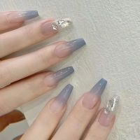 ยาทาเล็บ Ice Clear Blue Gradient เล็บปลอมสีขาวเรียบง่าย ถอดเล็บออกได้ ผลิตภัณฑ์สำเร็จรูป สไตล์บริสุทธิ์และเงางาม EZNR