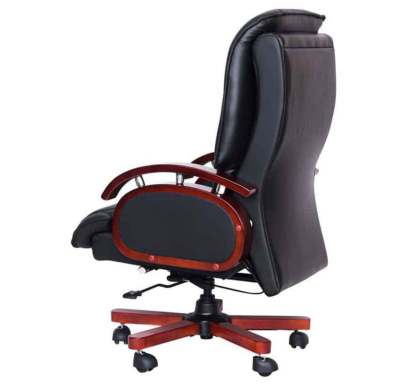 เก้าอี้ผู้บริหารเบาะหนัง BASTA // MODEL : OCLS-B17 ดีไซน์หรู สินค้าขายดีอันดับ 1