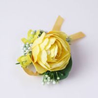 YO CHO Boutonnieres สร้อยข้อมือข้อมือ Corsages ดอกไม้ผ้าไหมสีเหลืองดอกกุหลาบสำหรับผู้ชายดอกทานตะวันสำหรับช่อดอกไม้งานแต่งงานอุปกรณ์ตกแต่ง