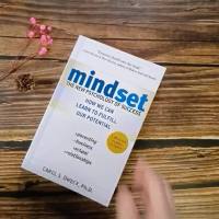 【READY STOCK】Mindset: The New Psychology of Success English version Seeing my growing self English Original
