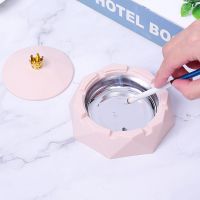 Plastic Ashtray Nordic Simple Anti Fly Ash Ash Trays With Lid Funnel Ash Cup Office Accessories Desktop Ornament Portable