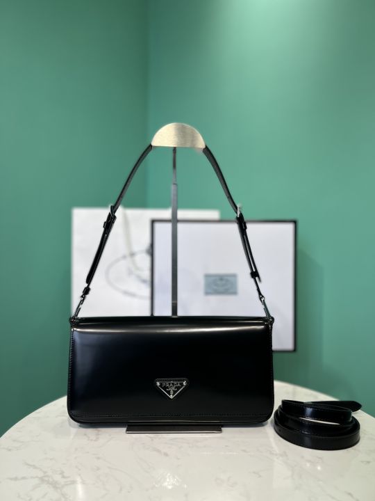 Black Brushed Leather Prada Femme Bag