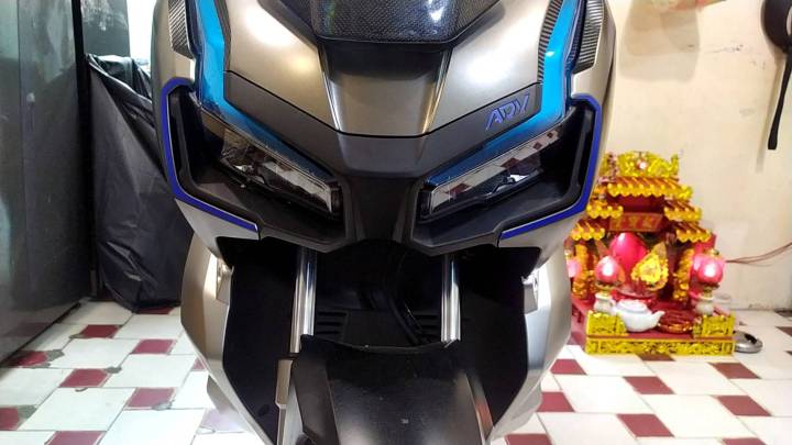 adv-150-สติ๊กเกอร์คิ้วไฟหน้า-adv-150-2020-ราคาถูกที่สุด-ฟิล์ฺมกันรอยเกรดพรีเมี่ยม-ป้องกันและลบรอยขีดข่วน-ไม่ซีดจางง่าย-ไม่มีขั้นต่ำ