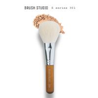 ❗️❗️ SALE ❗️❗️ BRUSH STUDIO S series 301 : แปรงแป้งเอนกประสงค์ พุ่มใหญ่ !! ชุดแปรงแต่งหน้า Makeup Brushes &amp; Sets มาตรฐาน เอนกประสงค์ แข็งแรง ทนทาน ราคาถูก คุณภาพดี โปรดอ่านรายละเอียดก่อนสั่ง