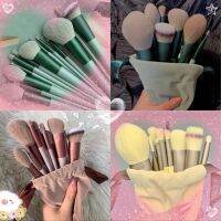 ชุดแปรงแต่งหน้า 13 ชิ้น พร้อมกระเป๋ามี 13 pcs makeup brush set with bag.