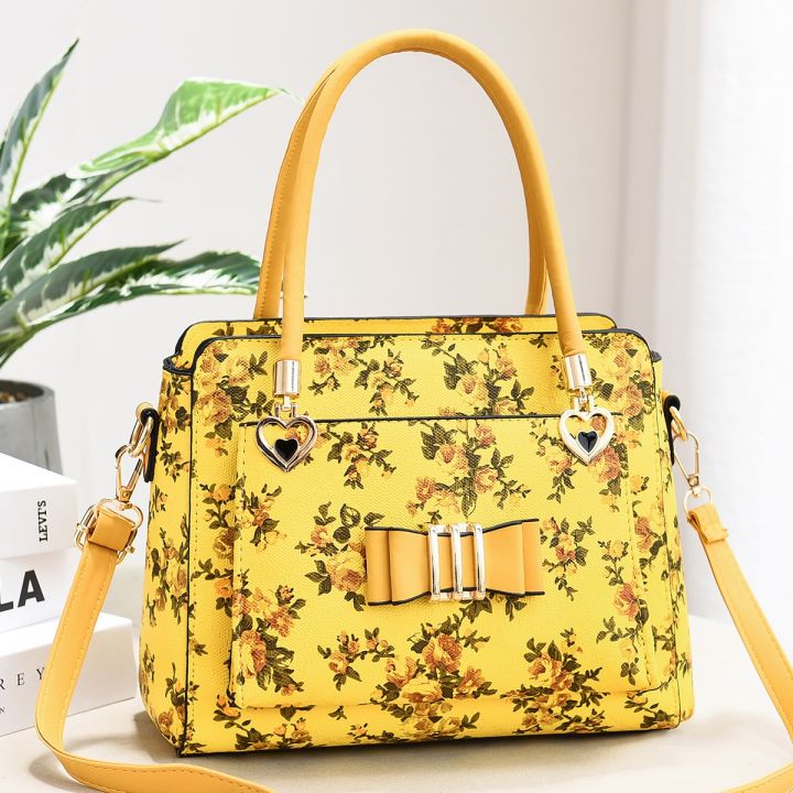 bag-lady-in-the-summer-of-2021-the-new-tide-of-large-capacity-fashion-printed-his-mother-baochun-bowknot-middle-aged-female-bag