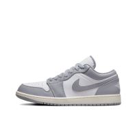 HOT Original 오징어 게임 Unisex A J 1 Low Vin- T-Age- Grey ยางรองเท้าบาสเก็ตบอลผู้ชายและผู้หญิงรองเท้าผ้าใบลำลอง