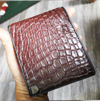 Genuine Crocodile หนังแท้ ของแท้ กระเป๋าหนังจระเข้แท้ 2 พับสั้น มีล้วงหลังสำหรับเก็บบิล หรือสตังค์ได้ แบบเย็บ ไม่ถักขอบ