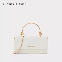 【ซื้อ 2 แถม 1】CHARLES_KEITH/CK6-10840314-3กระเป๋าทรงสี่เหลี่ยมใบเล็ก เก๋ๆ เก๋ๆ เก๋ๆ กระเป๋าใบเดียวเรียบง่าย