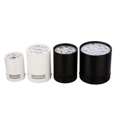 ไฟดาวน์ไลท์ LED LED 3W ขนาดเล็ก5W 7W 12W โคมไฟสปอร์ตไลท์เพดานติดตั้งบนพื้นผิวกลมสีขาวสีดำธรรมชาติบริสุทธิ์สีขาวอบอุ่น