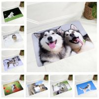 Soft Flannel Doormat Decor Siberian Husky Dog Door Mat Non-Slip Hallway Floor Mat Pet Animal Rug Carpet for Dining Room Bedroom