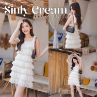 ? SINLY CREAM DRESS ? เดรสแต่งชั้น สวยน่ารักมาก