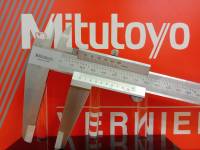 MITUTOYO เวอร์เนีย ขนาด 8 นิ้ว ค่าความละเอียด 0.02 มม. รุ่น 530-118 (Vernier Caliper) (**สินค้าใหม่ ภาพถ่ายจากสินค้าจริง**)