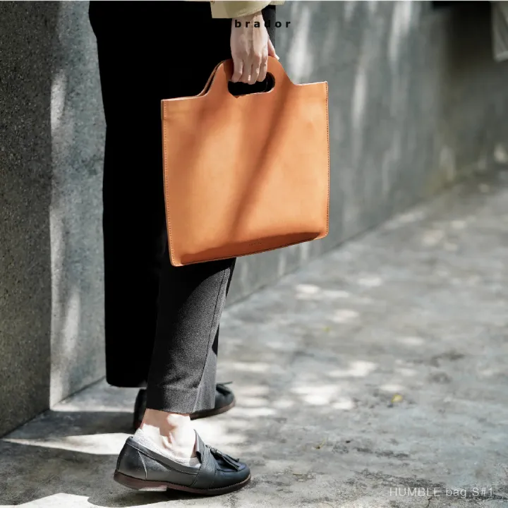 labrador HUMBLE bag S 1 กระเป๋าถือใส่เอกสารและแล็ปท้อป (LAA035