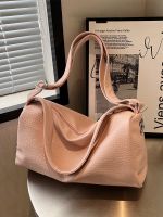 Commuter large bag 2023 new fashion high-end pure color all-match shoulder bag female large-capacity all-match messenger bag 【QYUE】